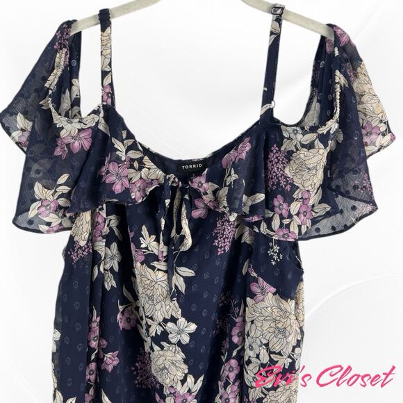 Torrid Navy Silver Pink Chiffon Plus Sz 3/ 22 Cold Shoulder Short Sleeve Top - Picture 9 of 16